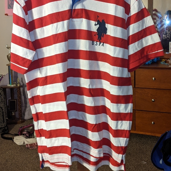 U.S POLO ASSN. Red and White striped shirt - Picture 2 of 4